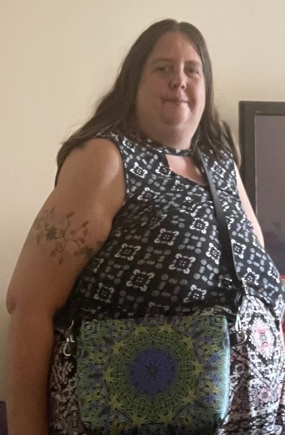 Review of Vegan Crossbody Purse from Art of Where