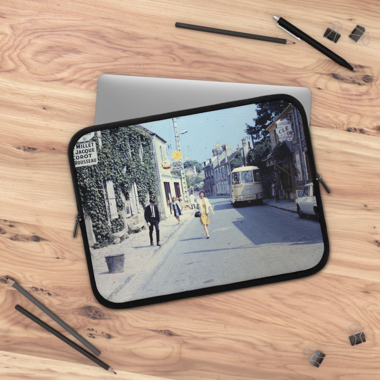 Vintage Paris Shopping Laptop Sleeve