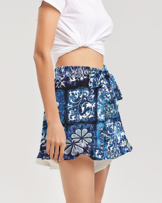 Blue Ice Crystals Motif Women's All-Over Print Ruffle Shorts
