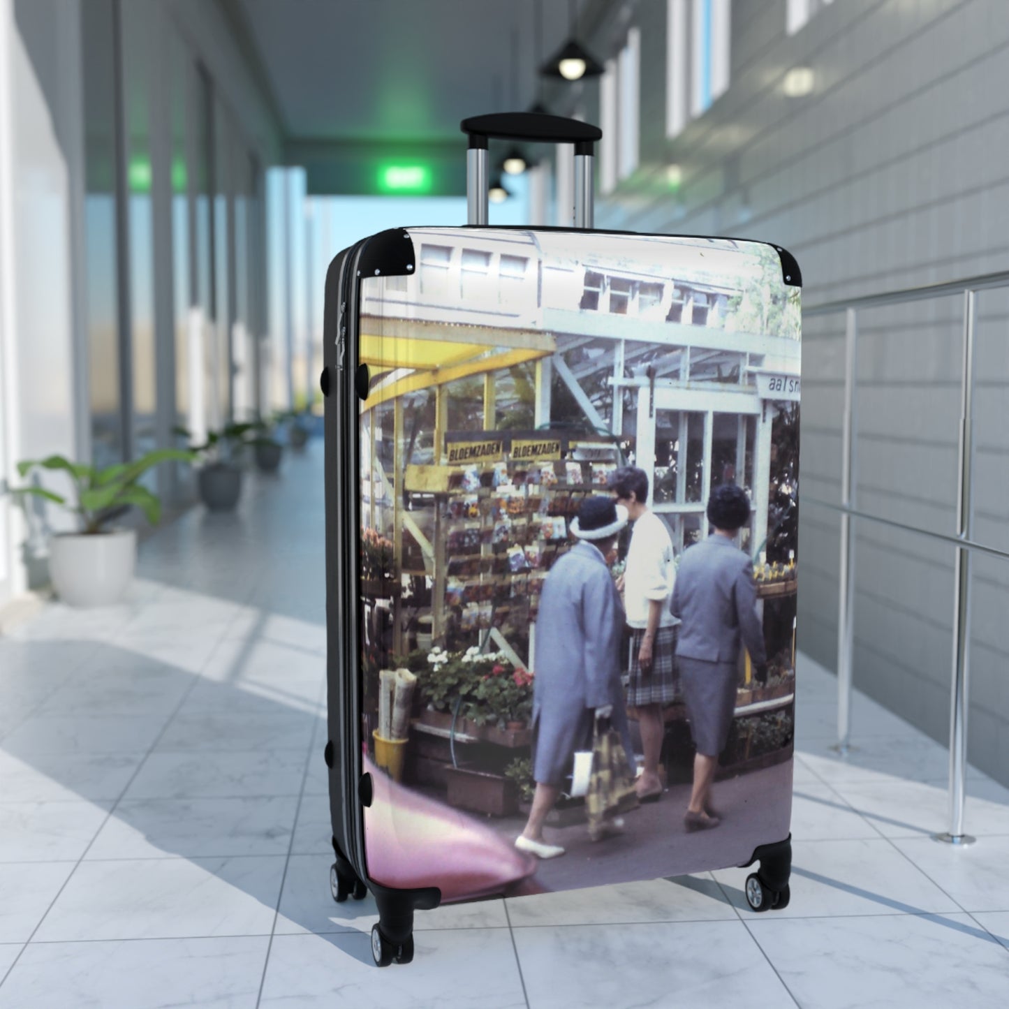 Europe 1967 No 11 Suitcase