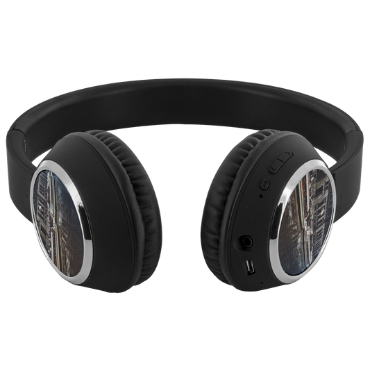 Vintage_Boats_Amsterdam_Beebop_Headphone_View_03_Mockup.png