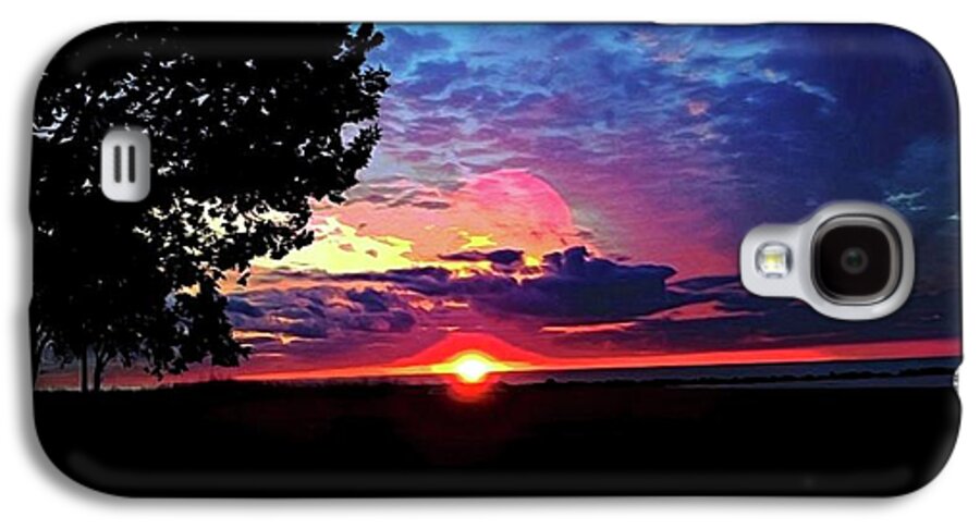 Sunrise Lakeshore Abstract - Phone Case