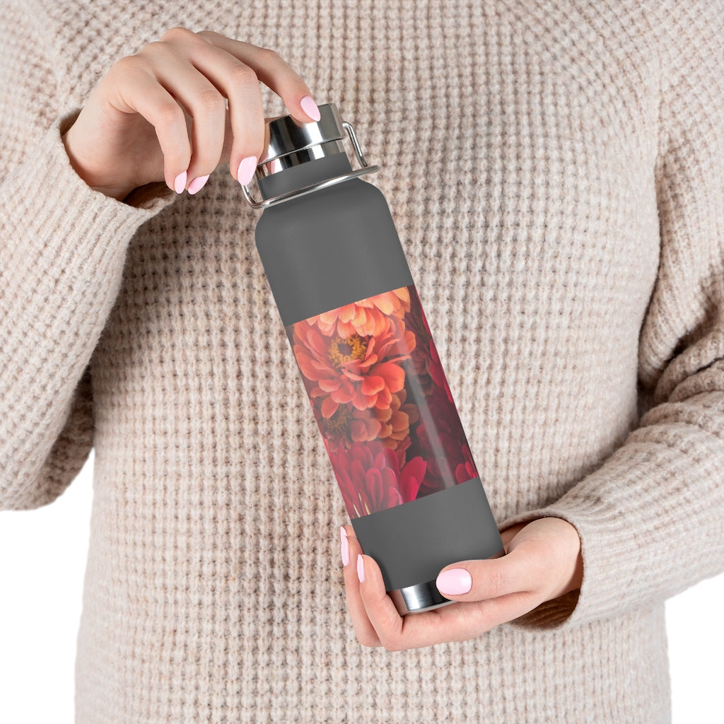 Peach and Pink Zinnias 22oz Vacuum Insulated Bottle