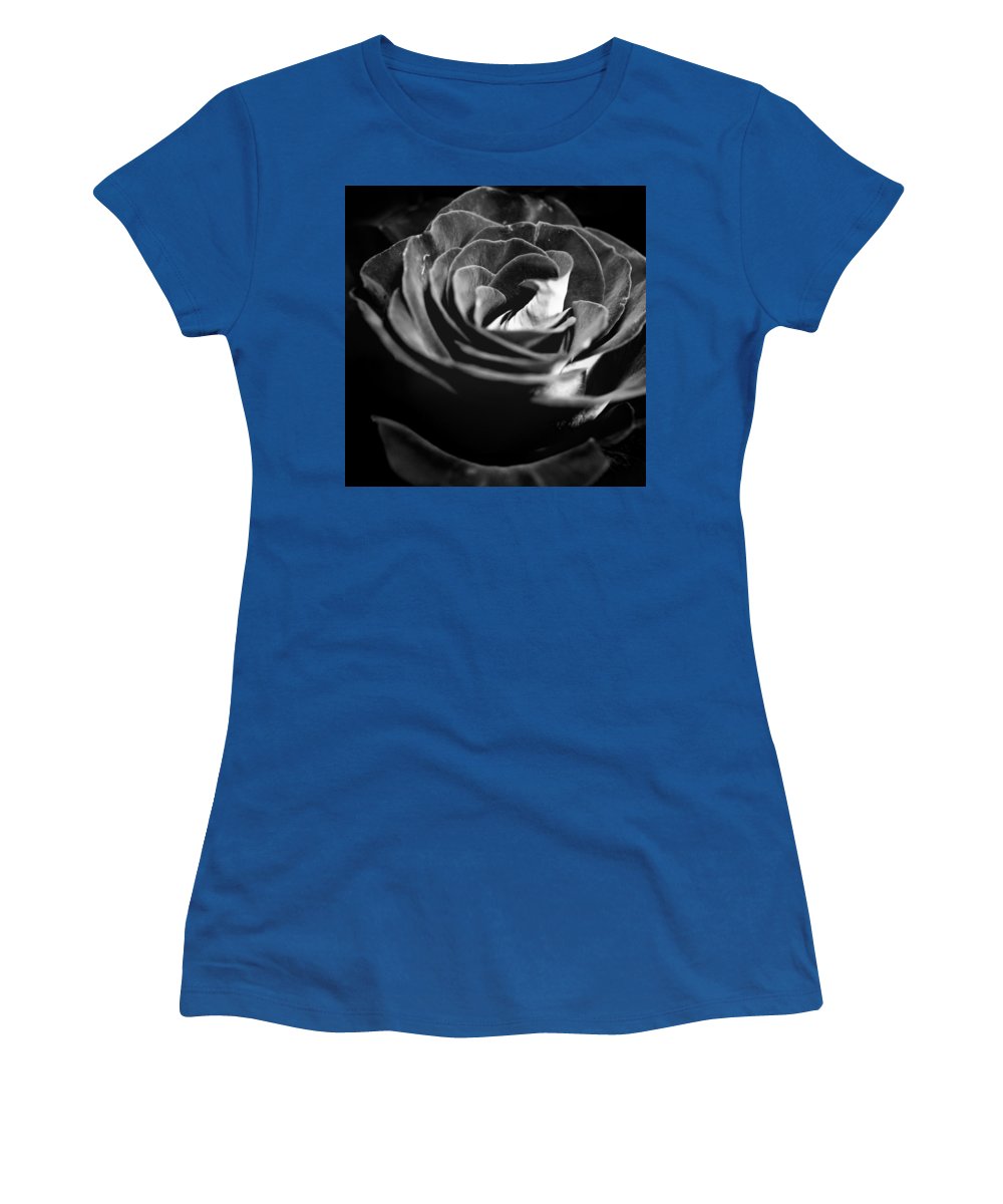Large Black and White Rose - Women's T-Shirt