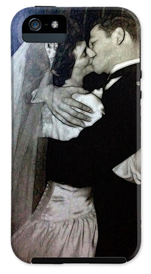 1940s Wedding Kiss - Phone Case