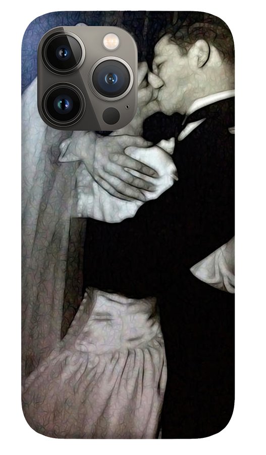 1940s Wedding Kiss - Phone Case