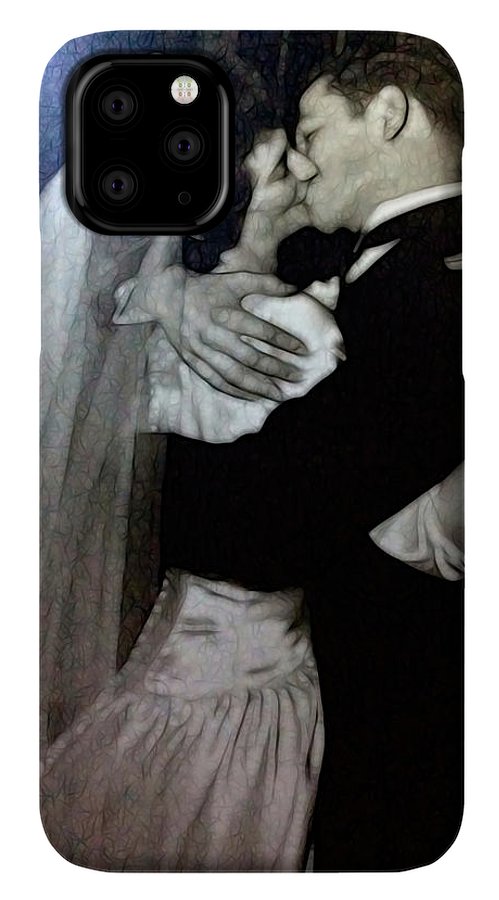1940s Wedding Kiss - Phone Case