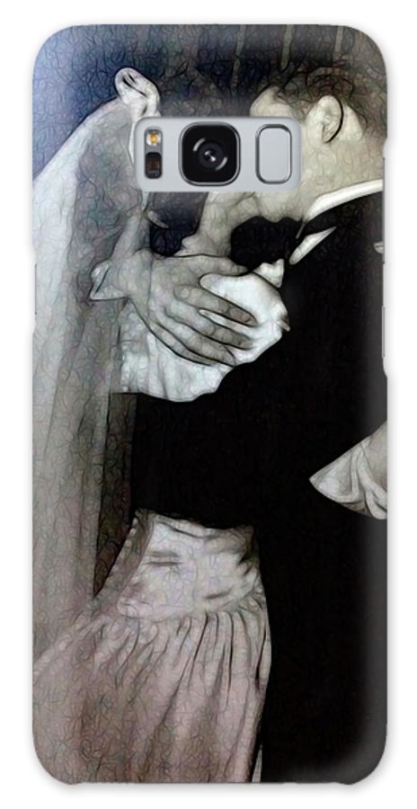 1940s Wedding Kiss - Phone Case