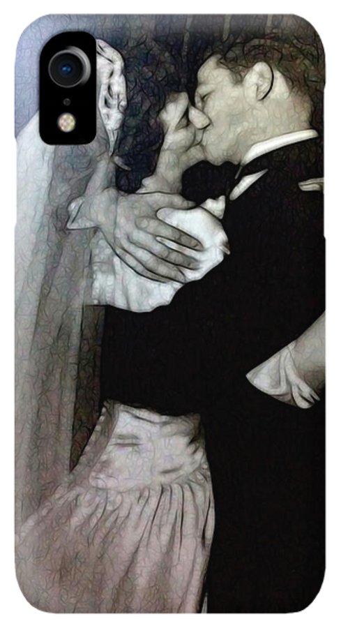 1940s Wedding Kiss - Phone Case