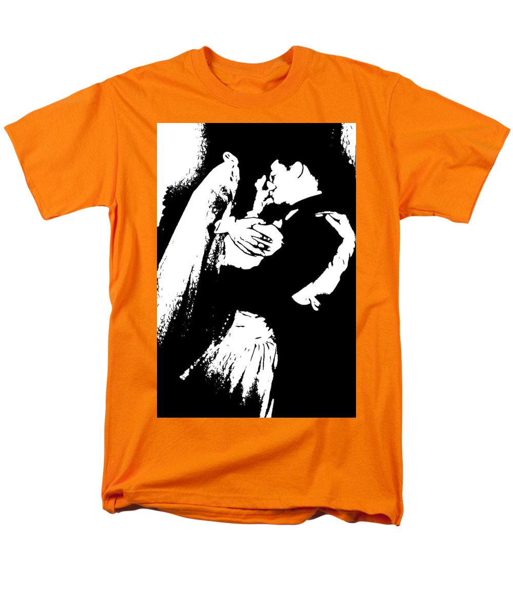 1940s Wedding Kiss Two Tone - Men's T-Shirt (Regular Fit)
