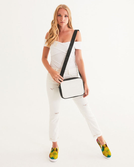 Bright Spring Daisies Women's Slip-On Canvas Shoe