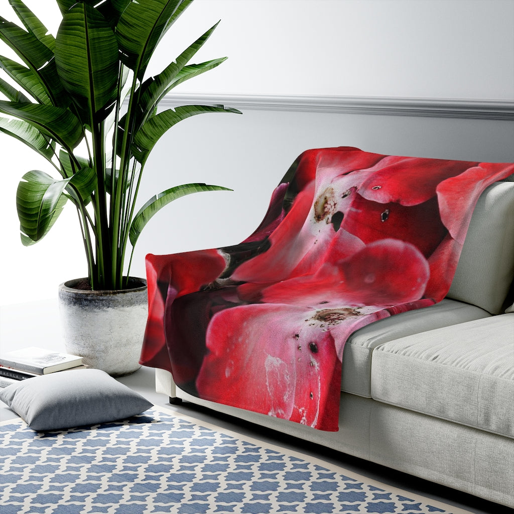 Bright Red Flowers Velveteen Plush Blanket