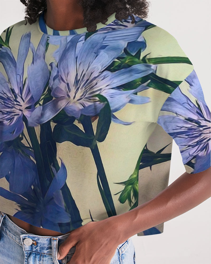 Blue Wildflowers Women's Lounge Cropped Tee