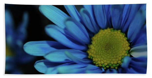 Blue Daisy - Beach Towel