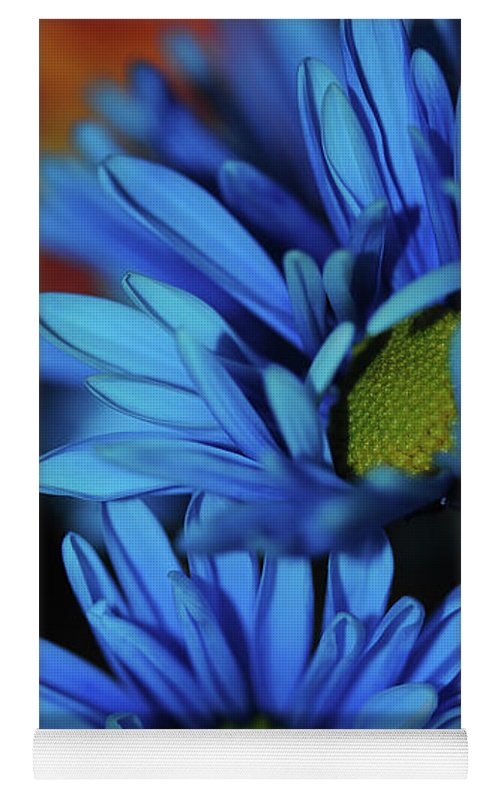 Blue Daisy Vertical - Yoga Mat
