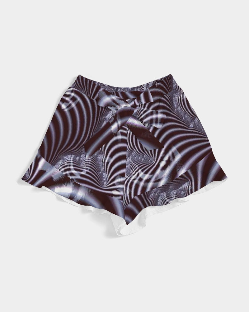 Black and White Spiral Fractal Women's Ruffle Shorts