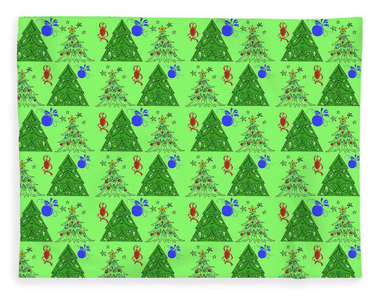 Christmas Trees On Green Pattern - Blanket