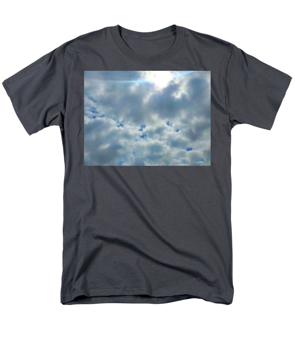 Clouds Above a Park - Men's T-Shirt (Regular Fit)