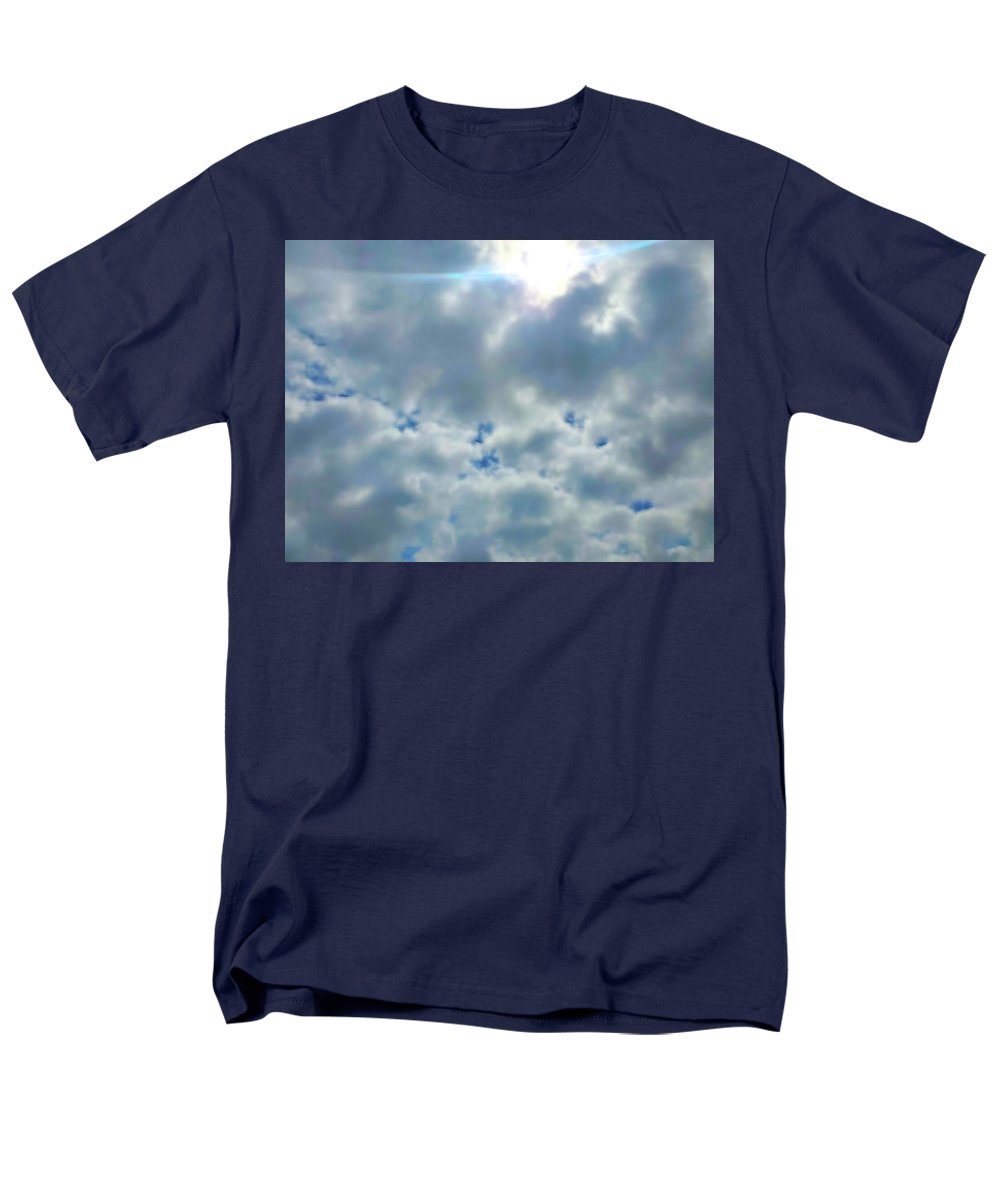 Clouds Above a Park - Men's T-Shirt (Regular Fit)