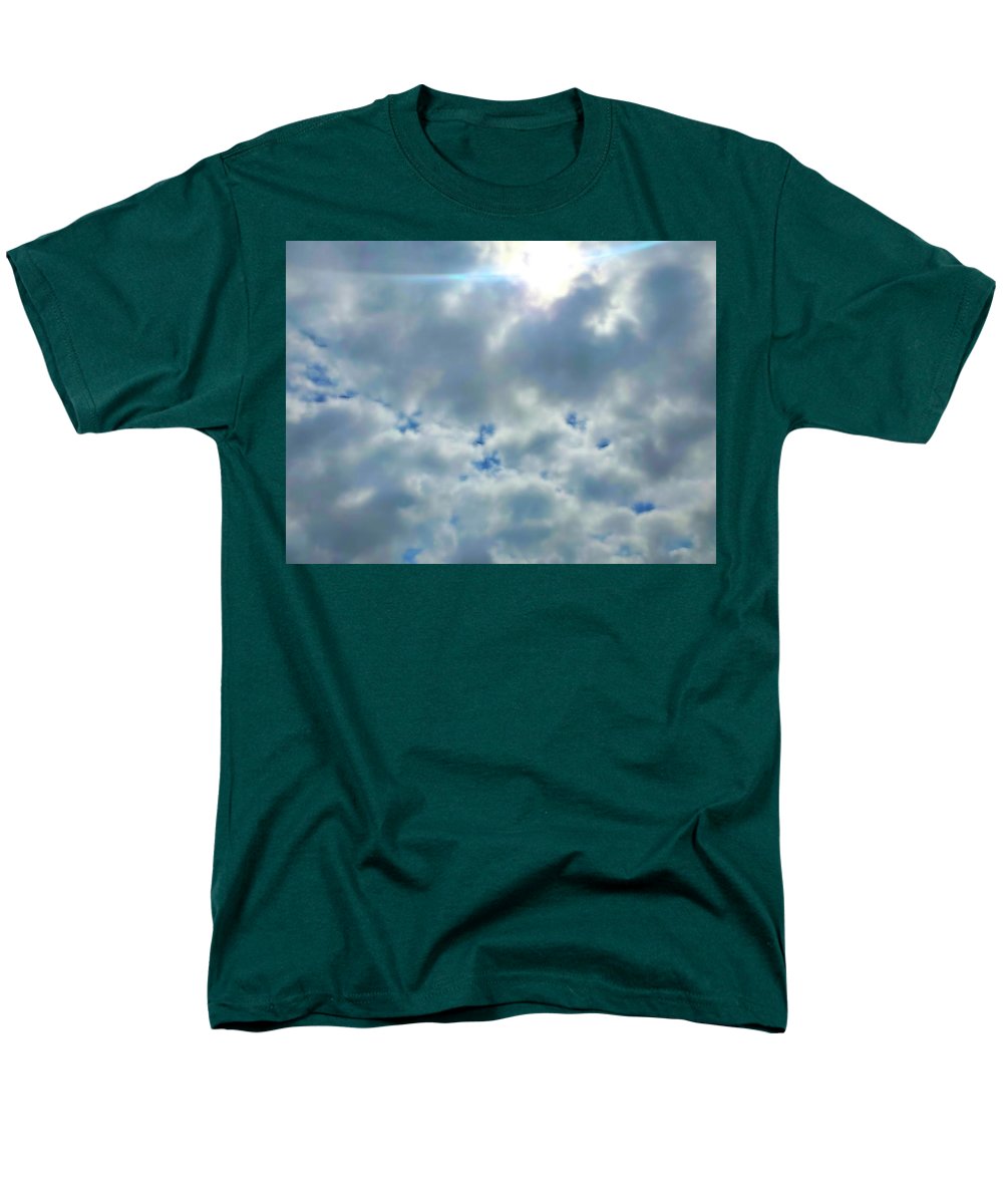 Clouds Above a Park - Men's T-Shirt (Regular Fit)