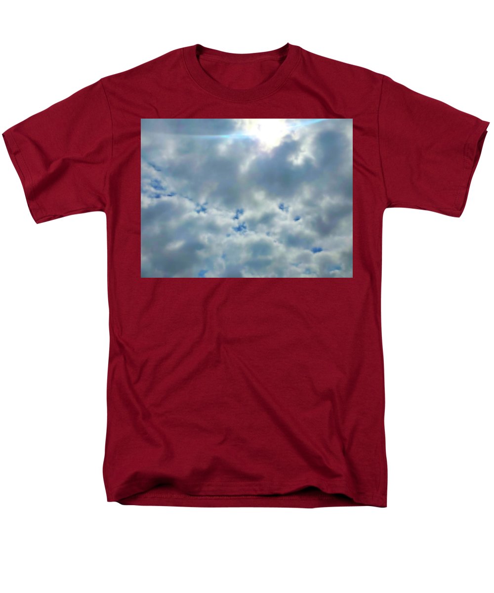 Clouds Above a Park - Men's T-Shirt (Regular Fit)
