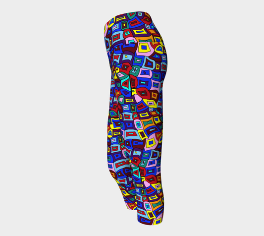 Wavy Squares Pattern Yoga Capris