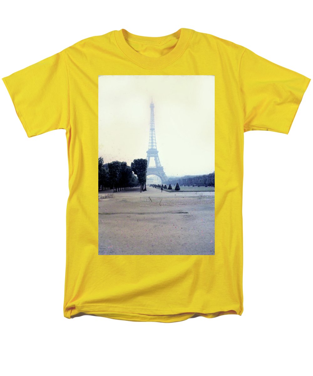 Europe Trip 1968 Number 22 - Men's T-Shirt (Regular Fit)