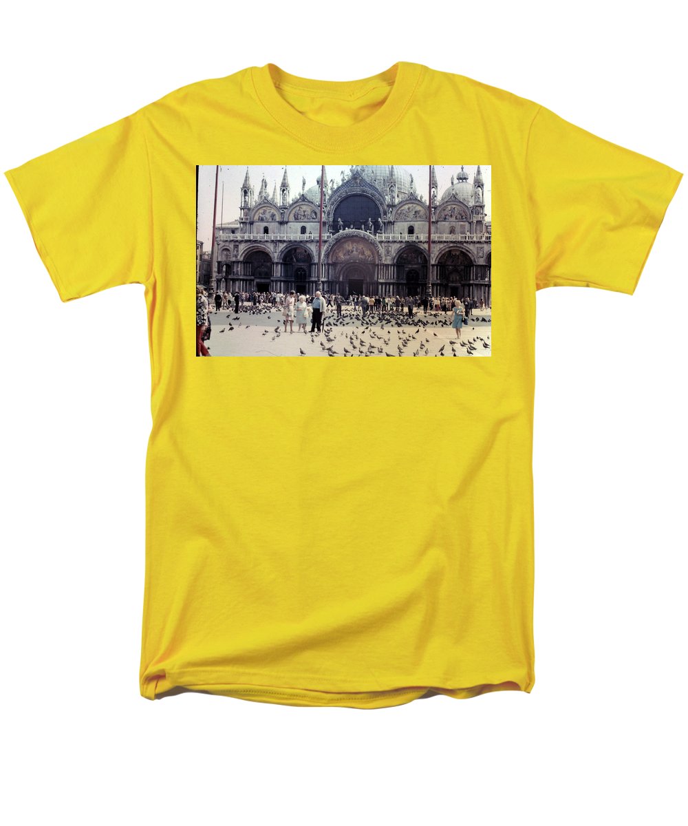 Europe Trip 1971 Number 11 - Men's T-Shirt (Regular Fit)