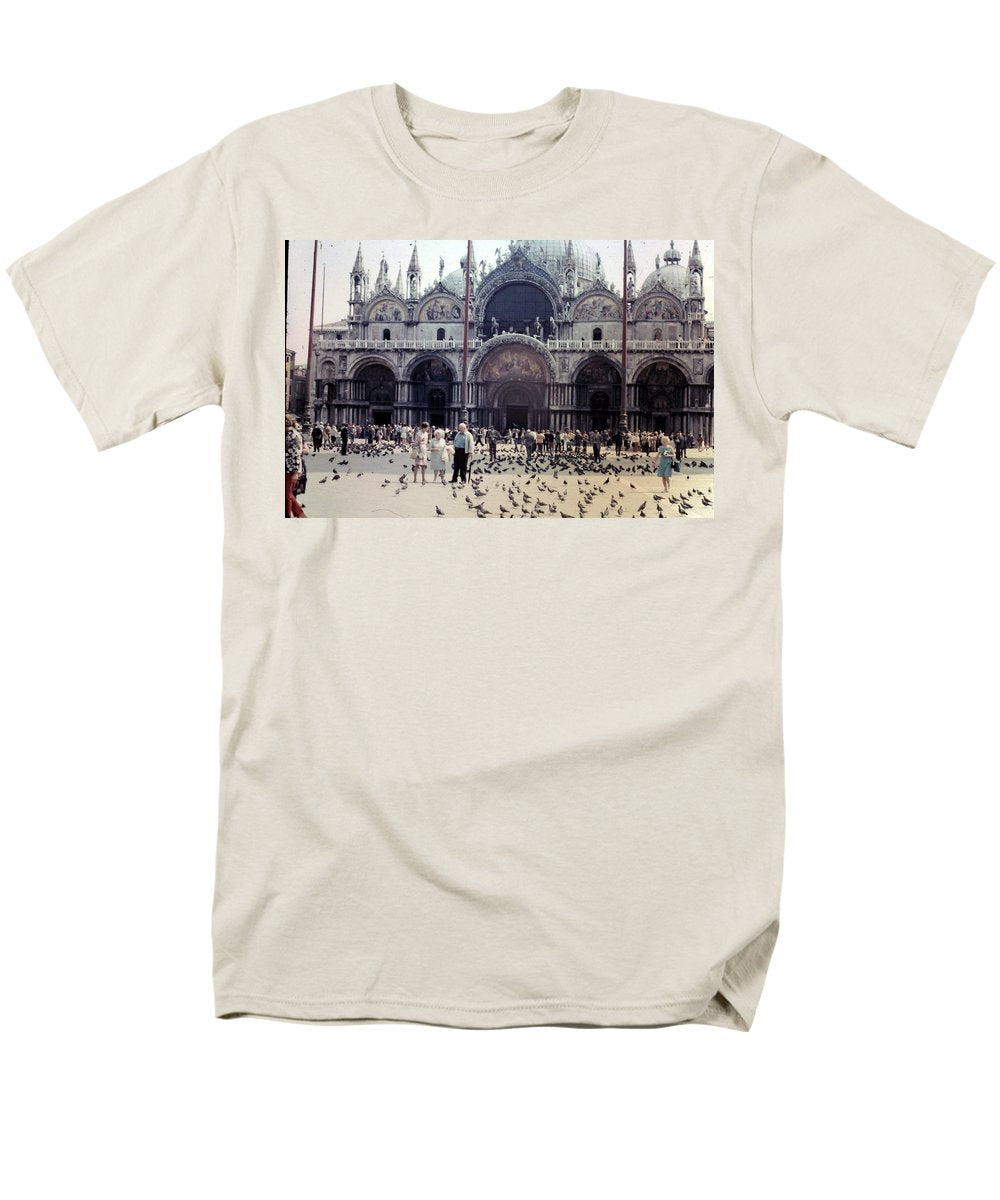 Europe Trip 1971 Number 11 - Men's T-Shirt (Regular Fit)