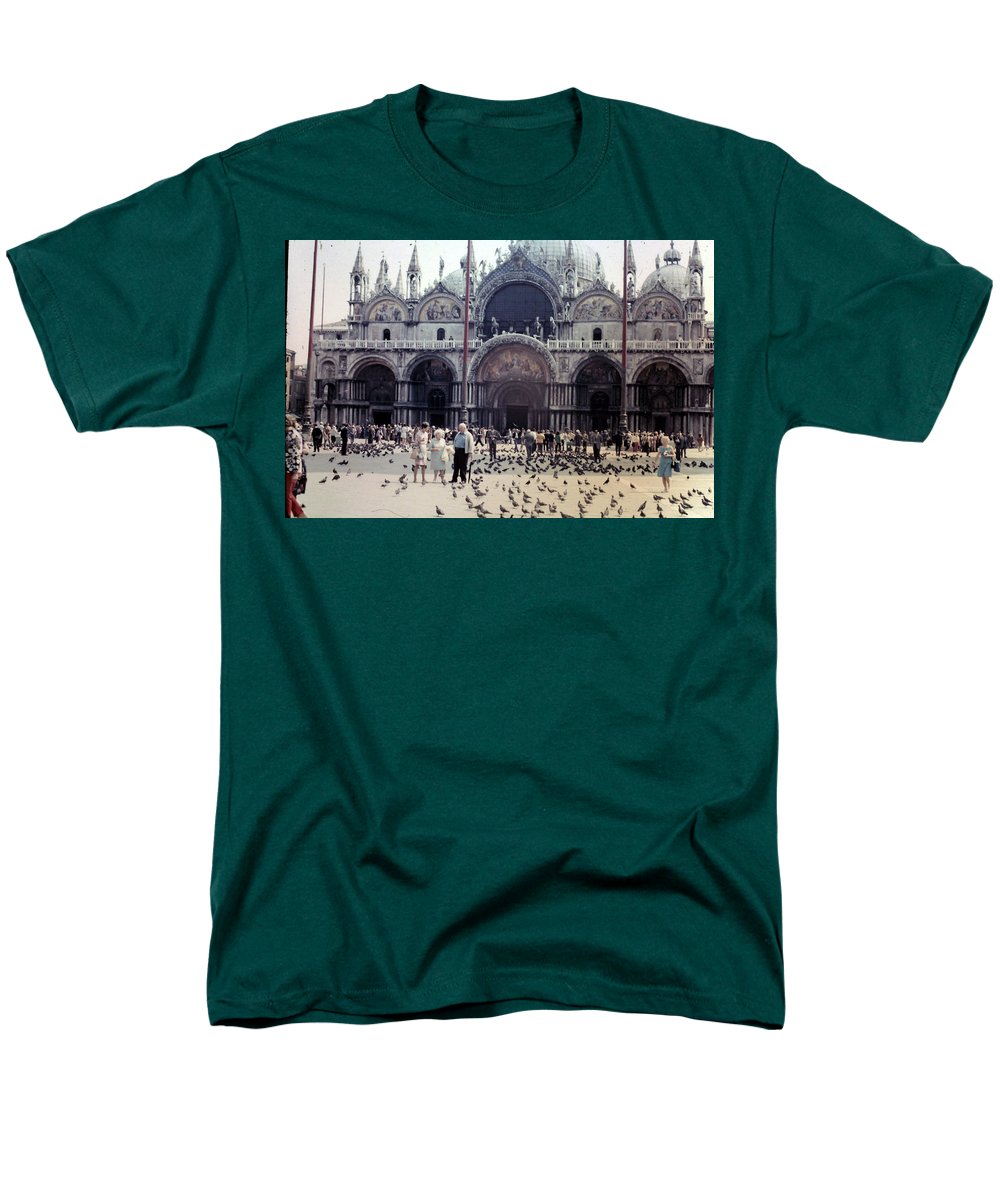 Europe Trip 1971 Number 11 - Men's T-Shirt (Regular Fit)