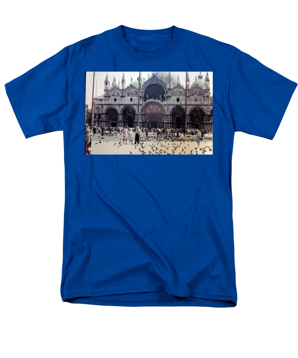 Europe Trip 1971 Number 11 - Men's T-Shirt (Regular Fit)