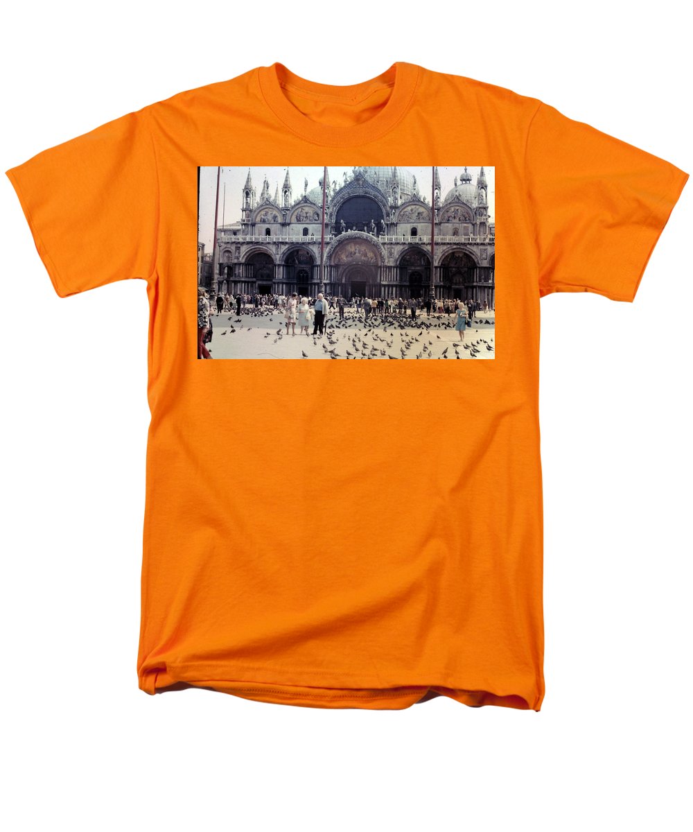 Europe Trip 1971 Number 11 - Men's T-Shirt (Regular Fit)