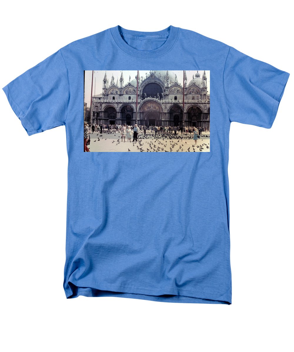 Europe Trip 1971 Number 11 - Men's T-Shirt (Regular Fit)