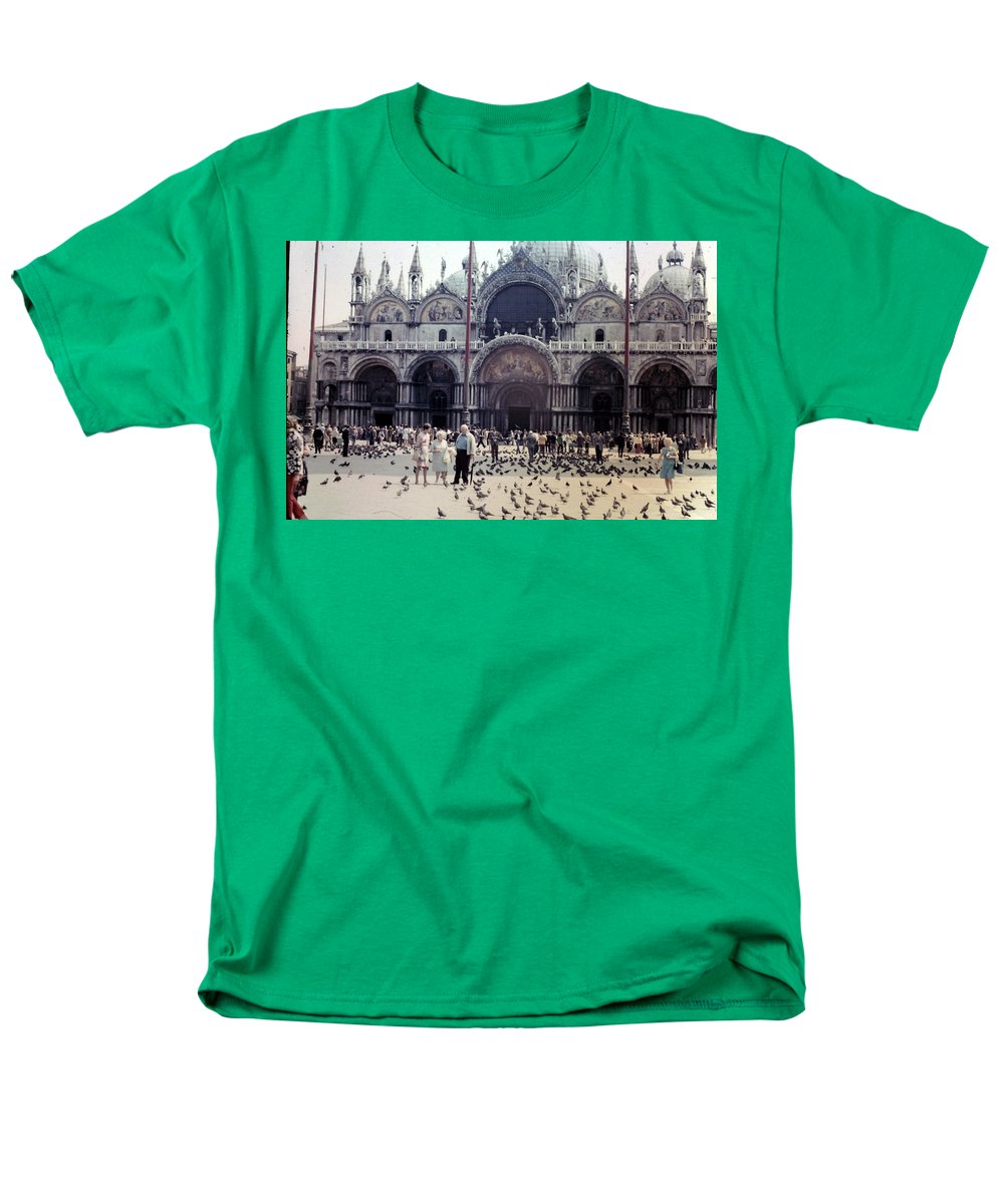 Europe Trip 1971 Number 11 - Men's T-Shirt (Regular Fit)