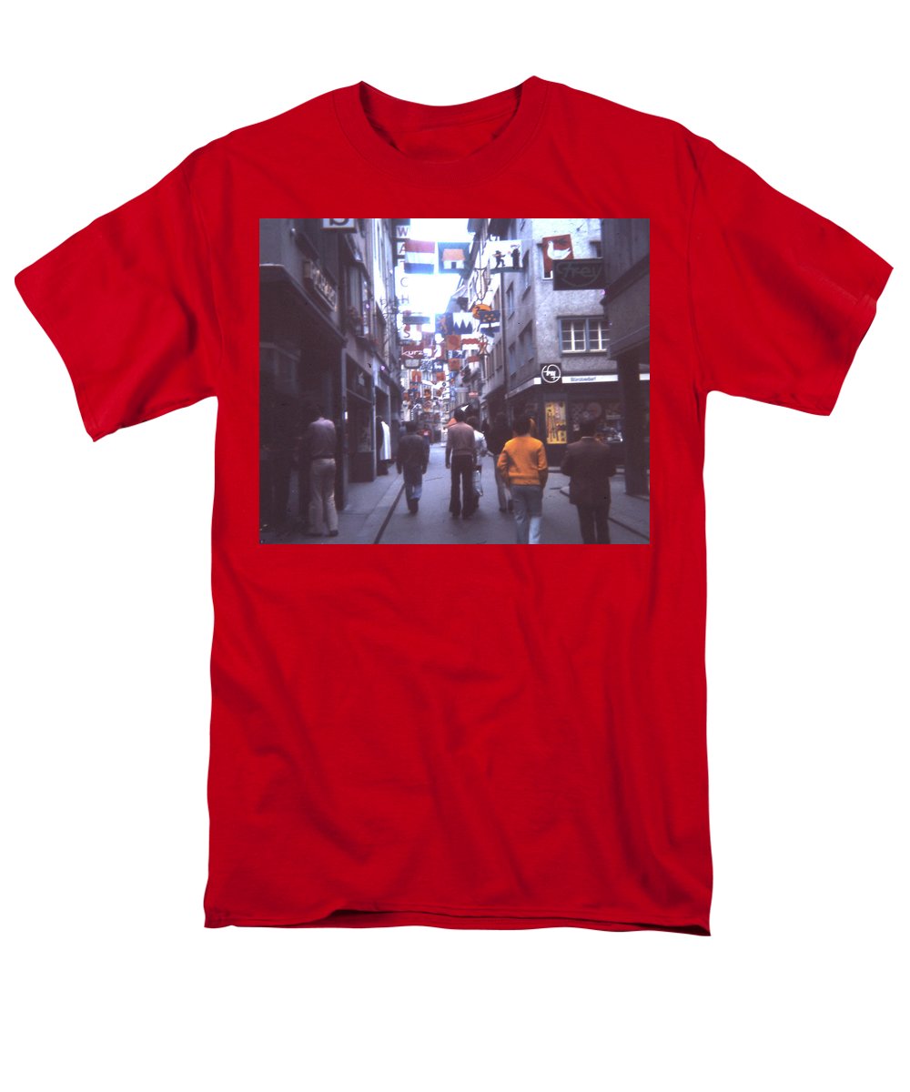 Europe Trip 1973 Number 10 - Men's T-Shirt (Regular Fit)