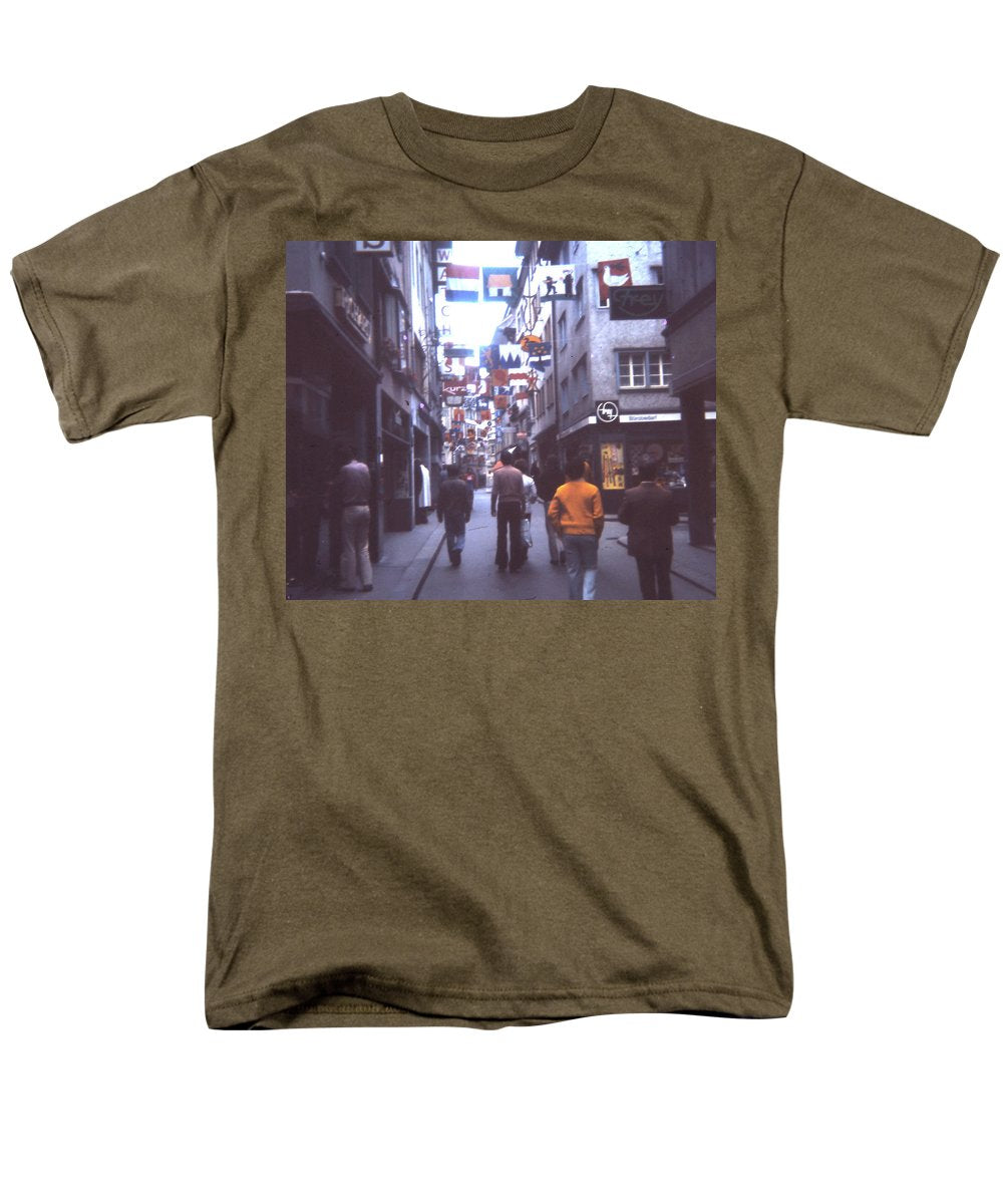 Europe Trip 1973 Number 10 - Men's T-Shirt (Regular Fit)