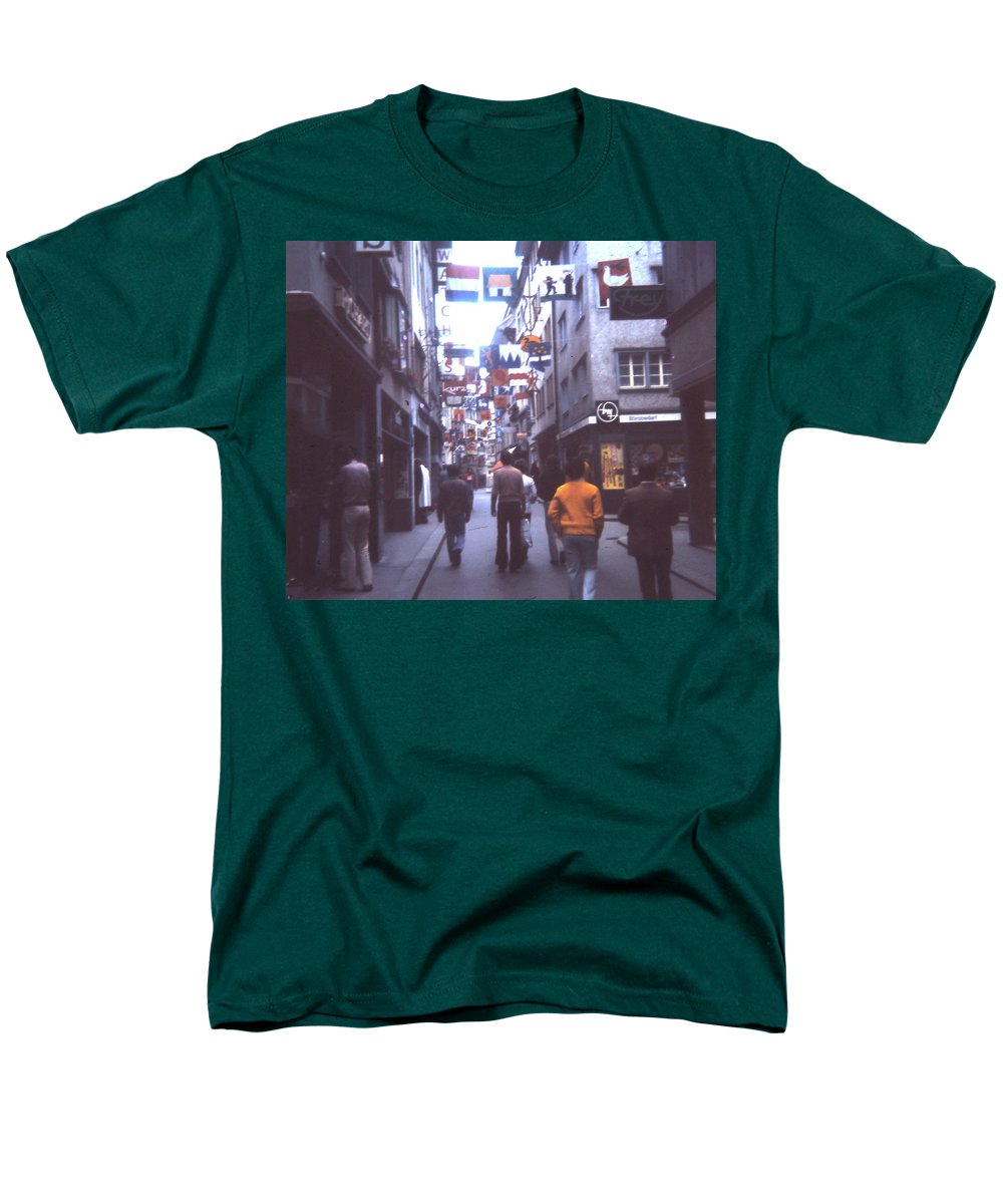 Europe Trip 1973 Number 10 - Men's T-Shirt (Regular Fit)