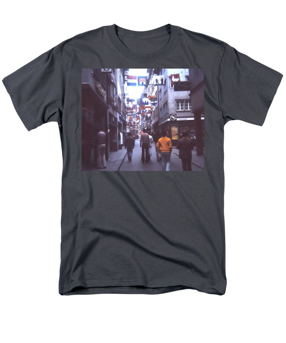 Europe Trip 1973 Number 10 - Men's T-Shirt (Regular Fit)