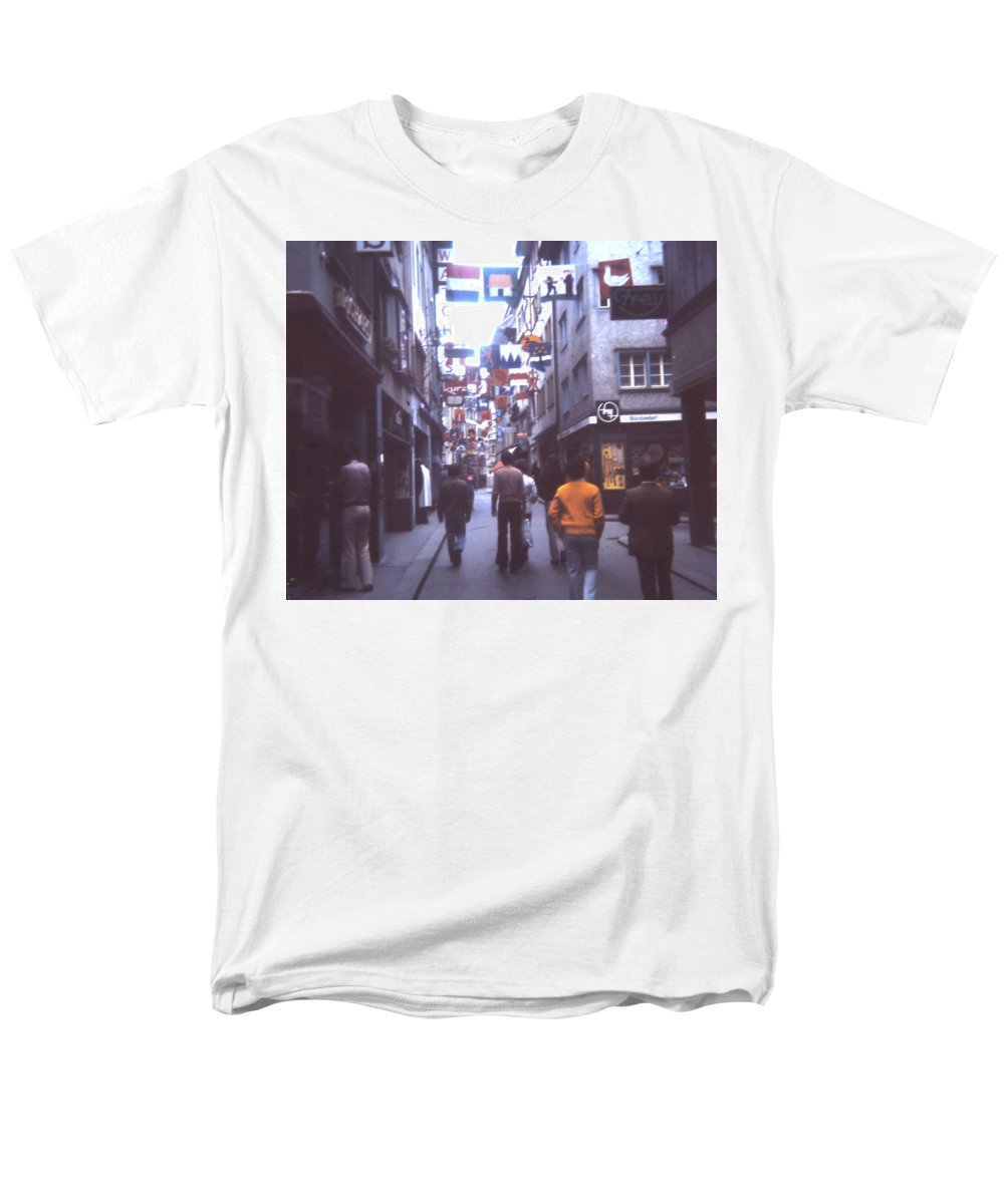 Europe Trip 1973 Number 10 - Men's T-Shirt (Regular Fit)