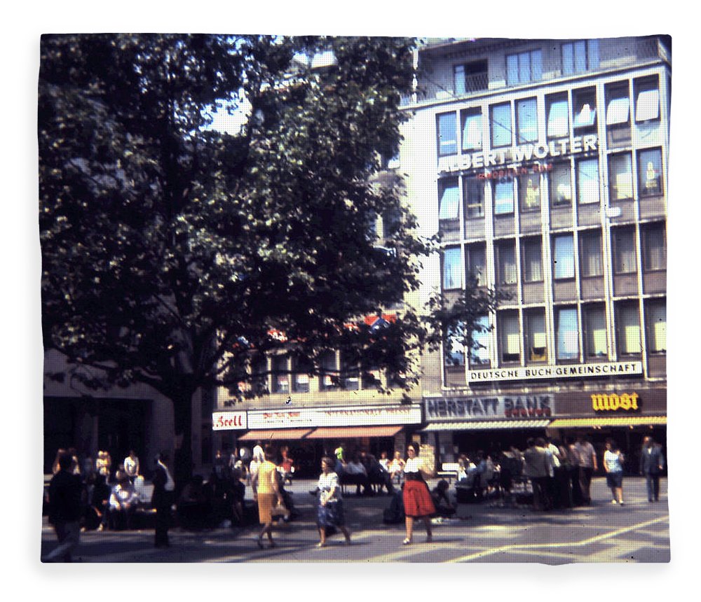 Europe Trip 1973 Number 29 - Blanket