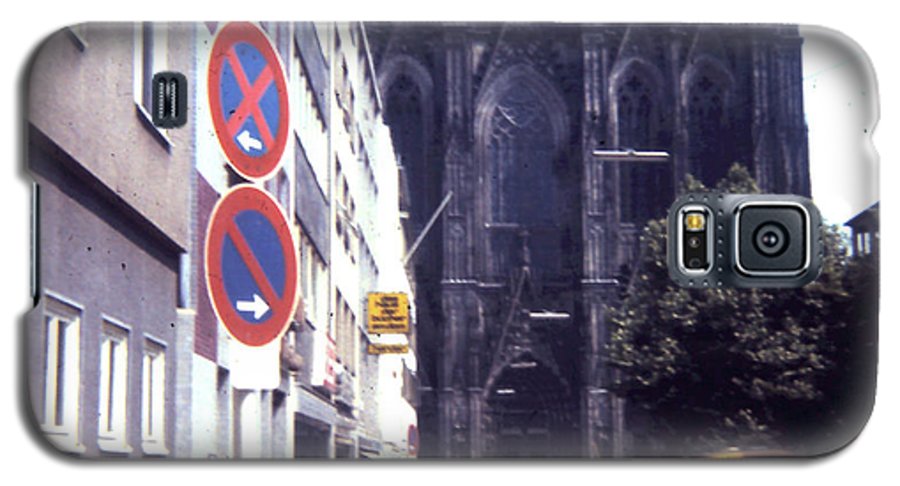 Europe Trip 1973 Number 31 - Phone Case