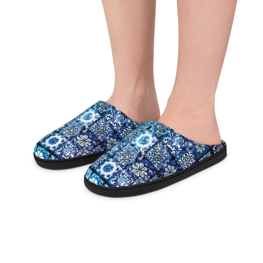Blue Ice Crystals Motif Indoor Slippers