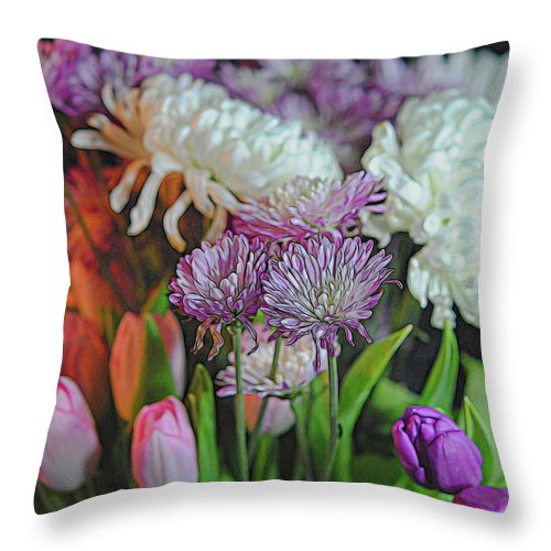 Flowers 202 - Throw Pillow