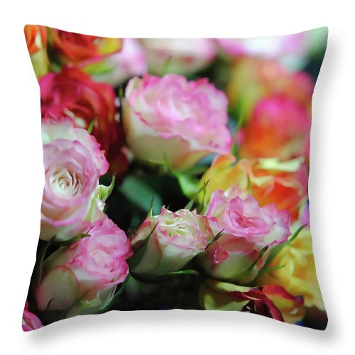 Flowers 260 - Throw Pillow