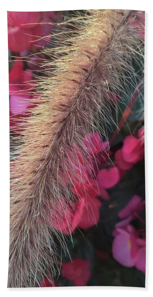 Grass and Geraniums - Bath Towel