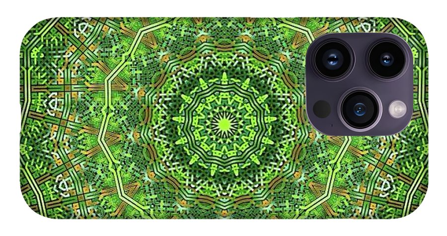 Green Celtic Knot Circle Kaleidoscope - Phone Case