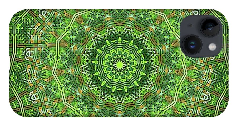 Green Celtic Knot Circle Kaleidoscope - Phone Case