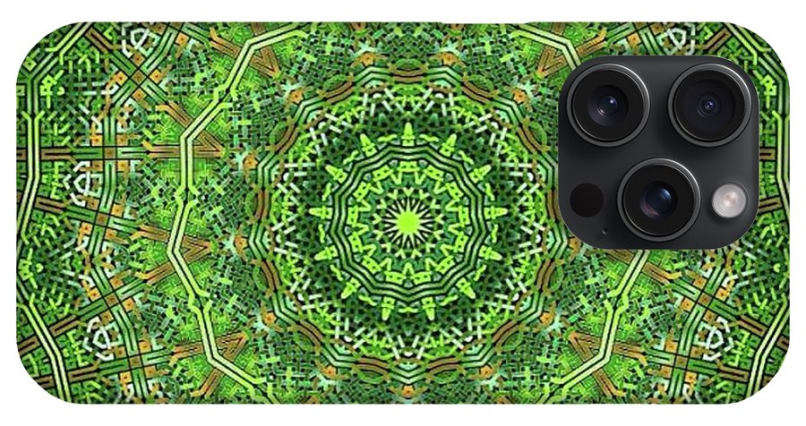 Green Celtic Knot Circle Kaleidoscope - Phone Case