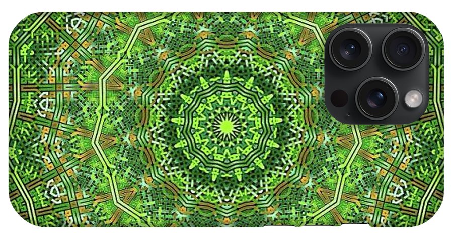 Green Celtic Knot Circle Kaleidoscope - Phone Case