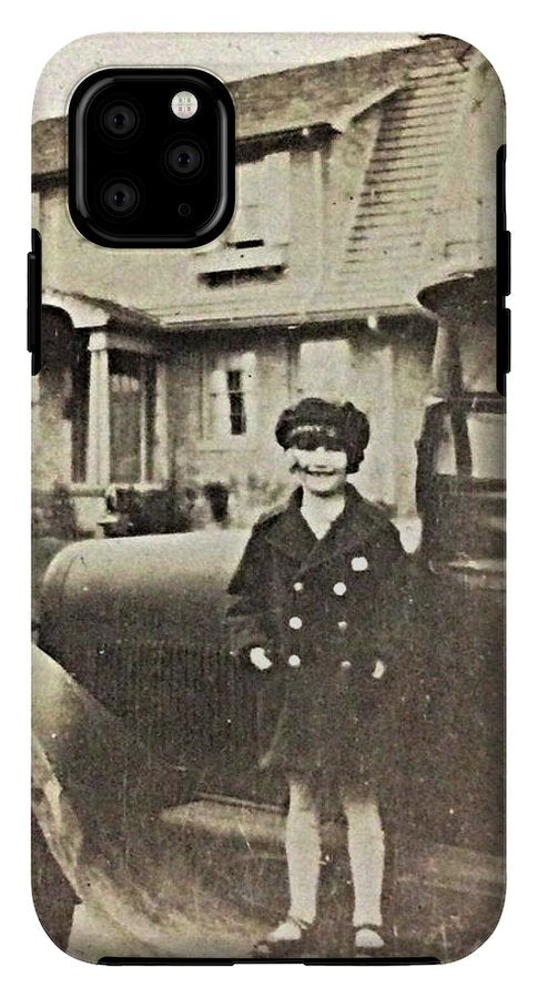 Little 1920s Girl With Car - Phone Case